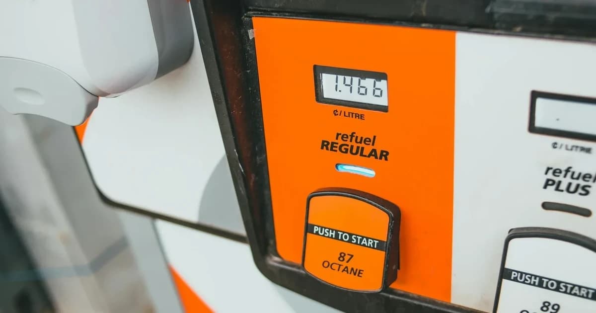 US Gas Prices Jump 11 Cents Overnight, Averaging $3.11