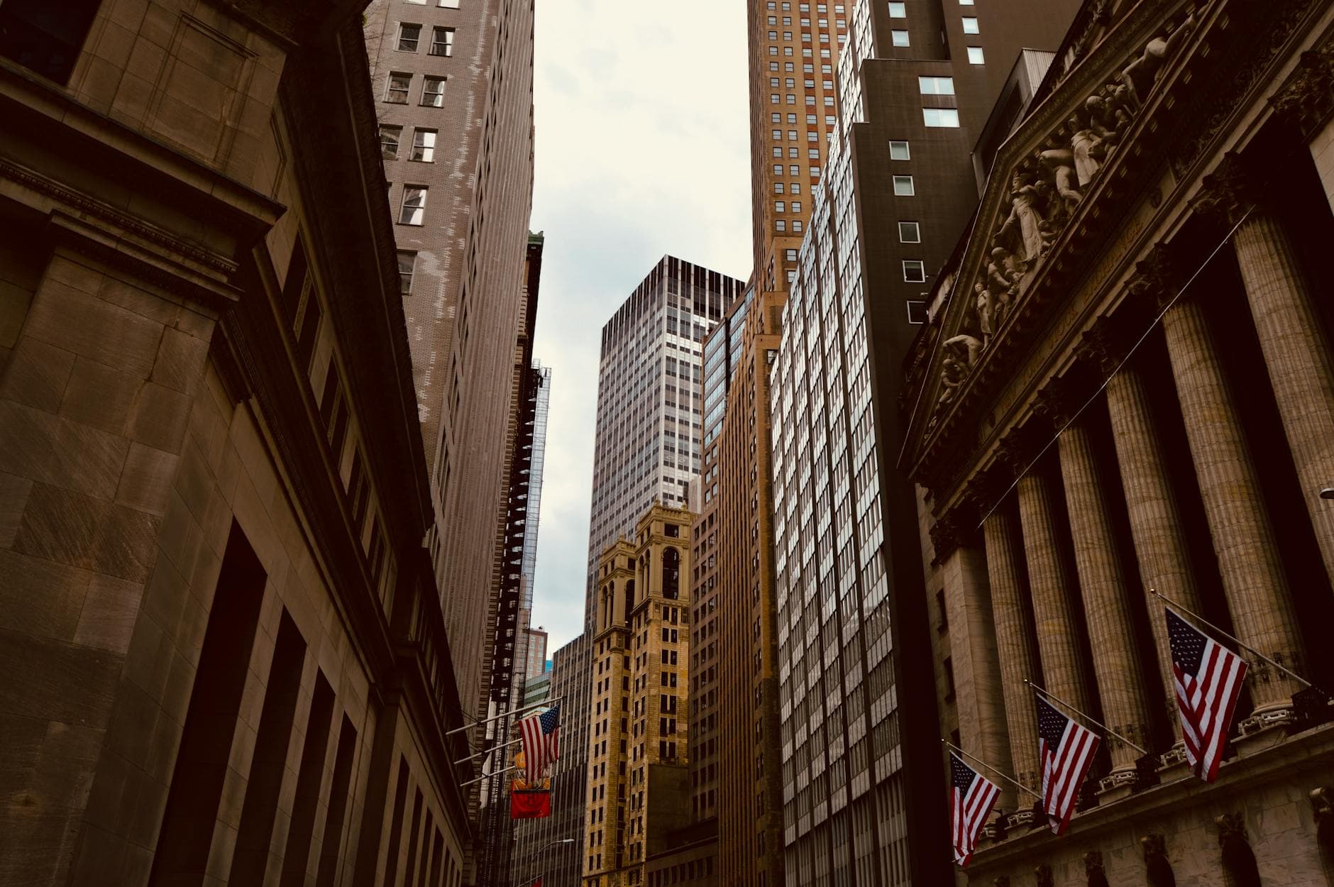 Markets: Powell Spoke at Harvard Today. The Bond Market Did Not... - TheBoard.world