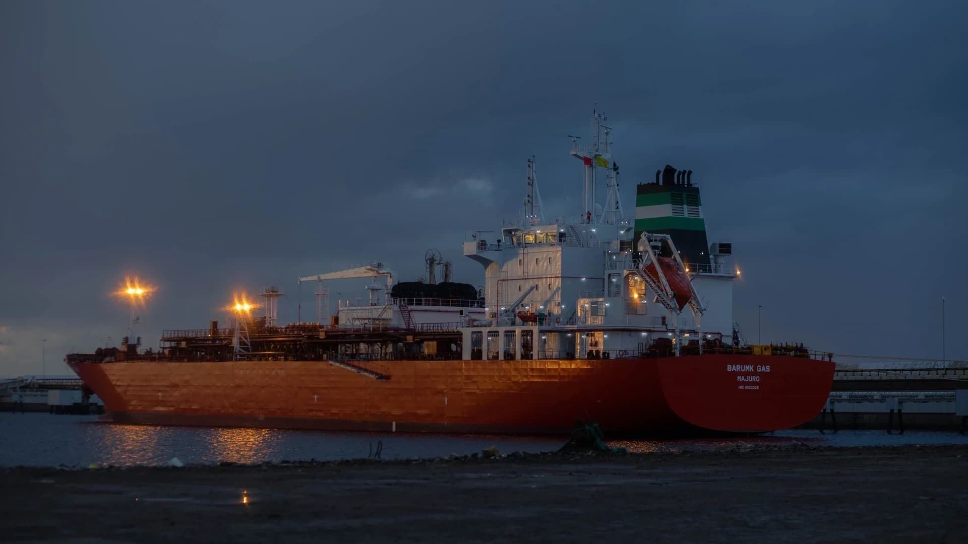 Strait of Hormuz Blockade: Is Iran Provoking War?